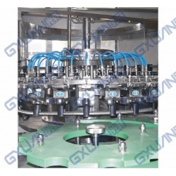 灌裝機，飲料灌裝機，含氣灌裝機，玻璃瓶灌裝機，液體灌裝機