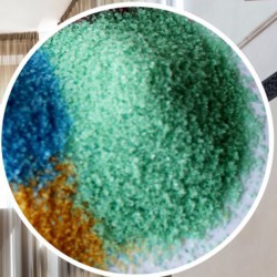 供應綠色燒結彩砂_廣東專業(yè)的炫彩綠燒結彩砂廠商推*
