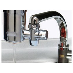 深圳安貝康水處理有限公司供應高質(zhì)量的家用廚房水龍頭凈水器|RO反滲透凈水機專賣店