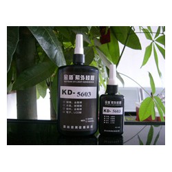 可以粘PC有哪些膠水，PC與玻璃該怎么粘，玻璃粘PC膠水