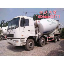 濟寧·專業(yè)的二手水泥攪拌罐車：二手水泥攪拌罐車價格如何