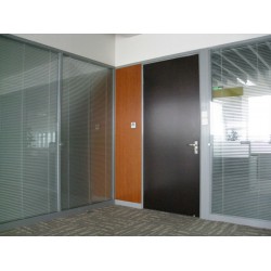 龍誠(chéng)隔斷廠家推*|西寧隔斷廠家