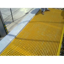 ｛瘋狂大酬賓｝供應(yīng)四川防腐排水玻璃鋼格柵