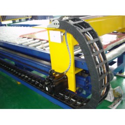 傾銷自動噴膠機(jī) 佰斯德機(jī)械制造自動噴膠機(jī)多少錢