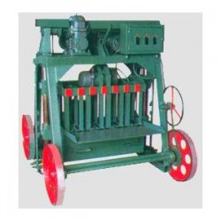 QJ系列移動(dòng)空心砌塊成型機(jī)專(zhuān)業(yè)供應(yīng)商|黑龍江移動(dòng)空心砌塊成型機(jī)