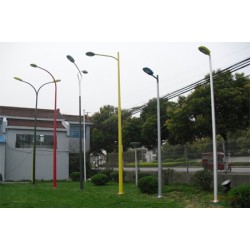 【價(jià)格實(shí)惠】?jī)?nèi)蒙古路燈桿廠￥山東路燈桿13953676232濰坊路燈桿￥青州路燈桿￥青島路燈桿