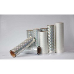 廠家批發(fā)鍍鋁膜、鐳射膜、預(yù)涂膜、轉(zhuǎn)移膜、觸感膜等