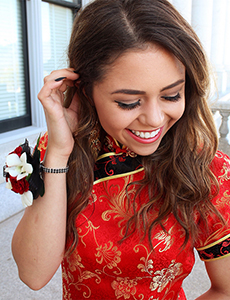 美國女孩穿旗袍引爭議，國外哪些女星能穿出旗袍的韻味？