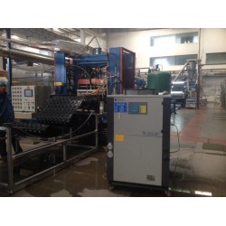 BS低溫冷凍機，上海風冷冷水機，大型螺桿式冷水機