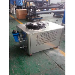 上海箱式冷水機，嘉定冷水機組，大型螺桿式冷水機組