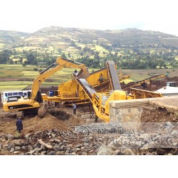 建筑垃圾廠怎么賺錢？看大型建筑垃圾粉碎機(jī)帶你致富XHY80