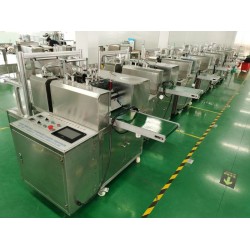 全自動(dòng)無(wú)紡布*消毒棉片包裝機(jī)械設(shè)備
