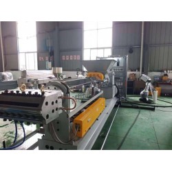 熱壓硅膠片擠出機(jī)，熱壓硅膠片生產(chǎn)線（圖組）