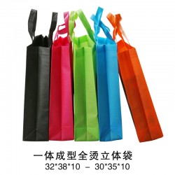 黑河通北國(guó)潤(rùn)無(wú)紡布袋圍裙紙杯紙袋塑料袋門(mén)套pvc卡片