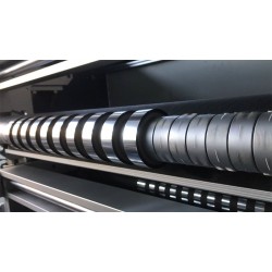 節(jié)能型電化鋁分切機(jī) - 降低能耗，環(huán)保**