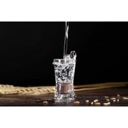 觀色、聞香、嘗味、悟格——醬香型白酒的品鑒方法