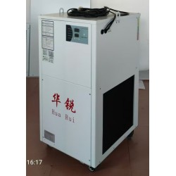 移動式小型冷水機，小型冰水機，小型冷凍機，小型水冷機
